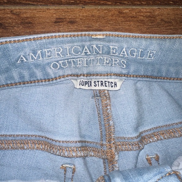American Eagle Outfitters Light Blue Distressed Skinny Jeans size 2 - Picture 6 of 10